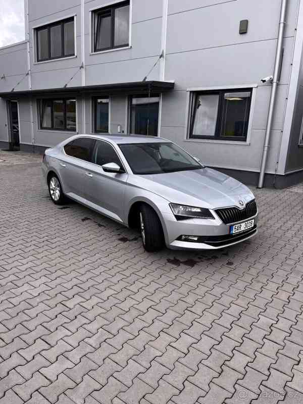 Škoda Superb 2,0   TDi DSG - foto 1