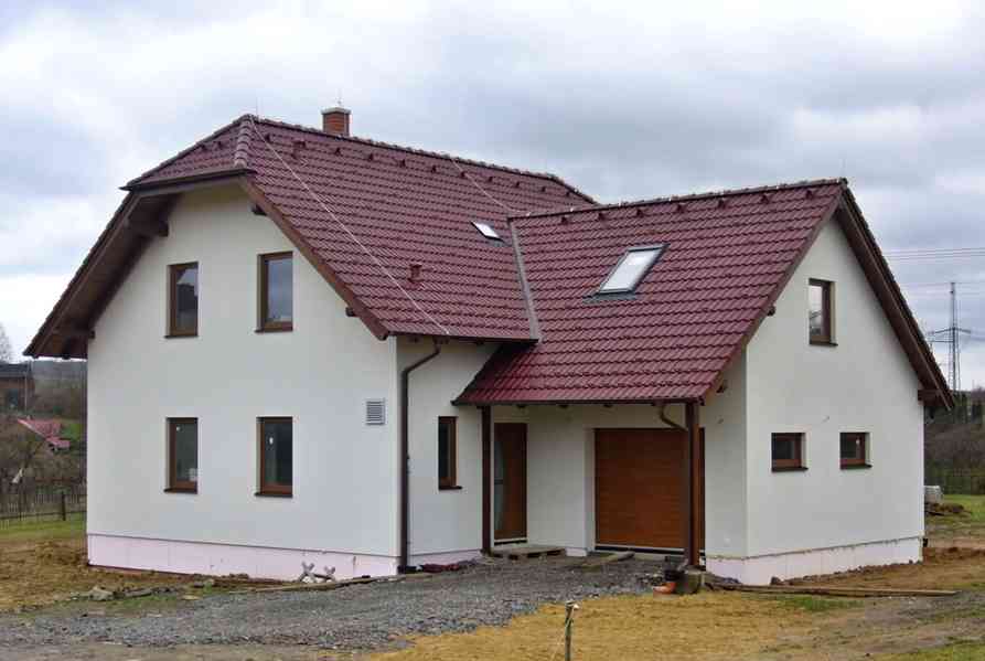 Hledám bydlení v domku - foto 1