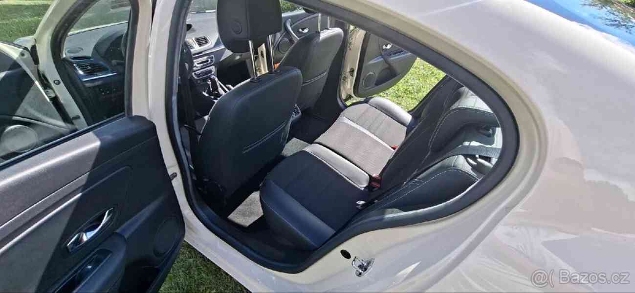 Renault Fluence 1,6 - foto 7