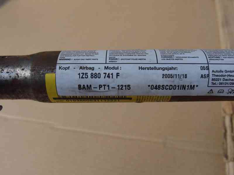 Palubní deska, airbagová sada, pásy Škoda Octavia II - foto 14