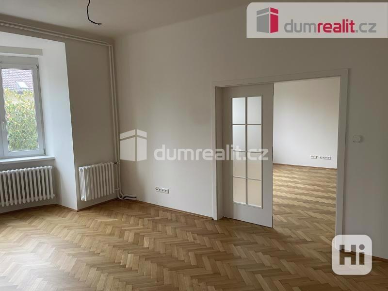 Pronájem luxusní vily po kompletní rekonstrukci Praha Zbraslav - foto 15