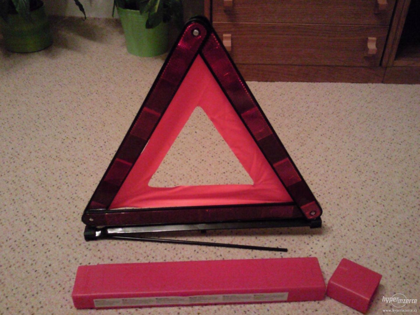 Prodám výstražný trojúhelník - foto 1
