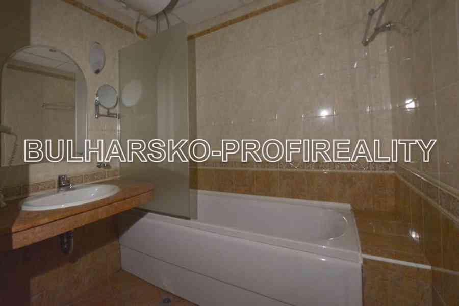 Bulharsko-PRESTIŽNÍ APARTMÁN 2+kk (84 m²) - foto 12