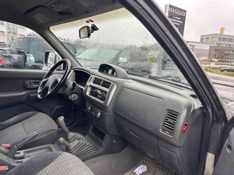 Mitsubishi L200 2,5d 98kw - foto 12