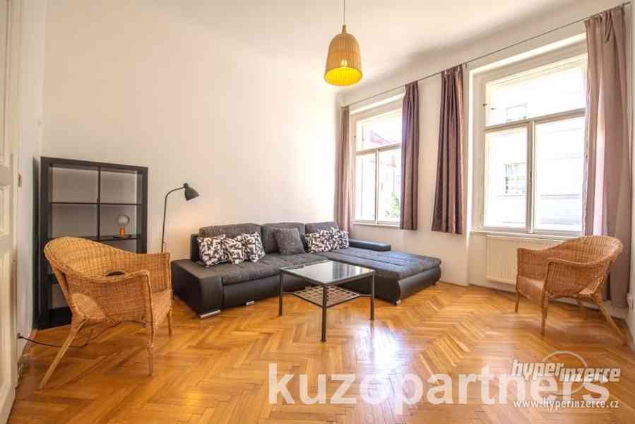 Pronájem bytu - krásný, zařízený byt 2+1, 56m2, Praha 2 - Vinohrady, ulice Jana Masaryka - foto 1