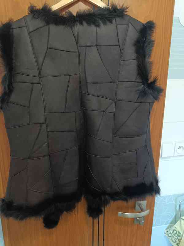 Kožešinová vesta  - foto 2
