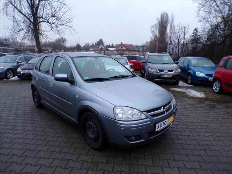 Opel Corsa 1,2 i KLIMA,TAŽNÉ ZAŘ. - foto 1