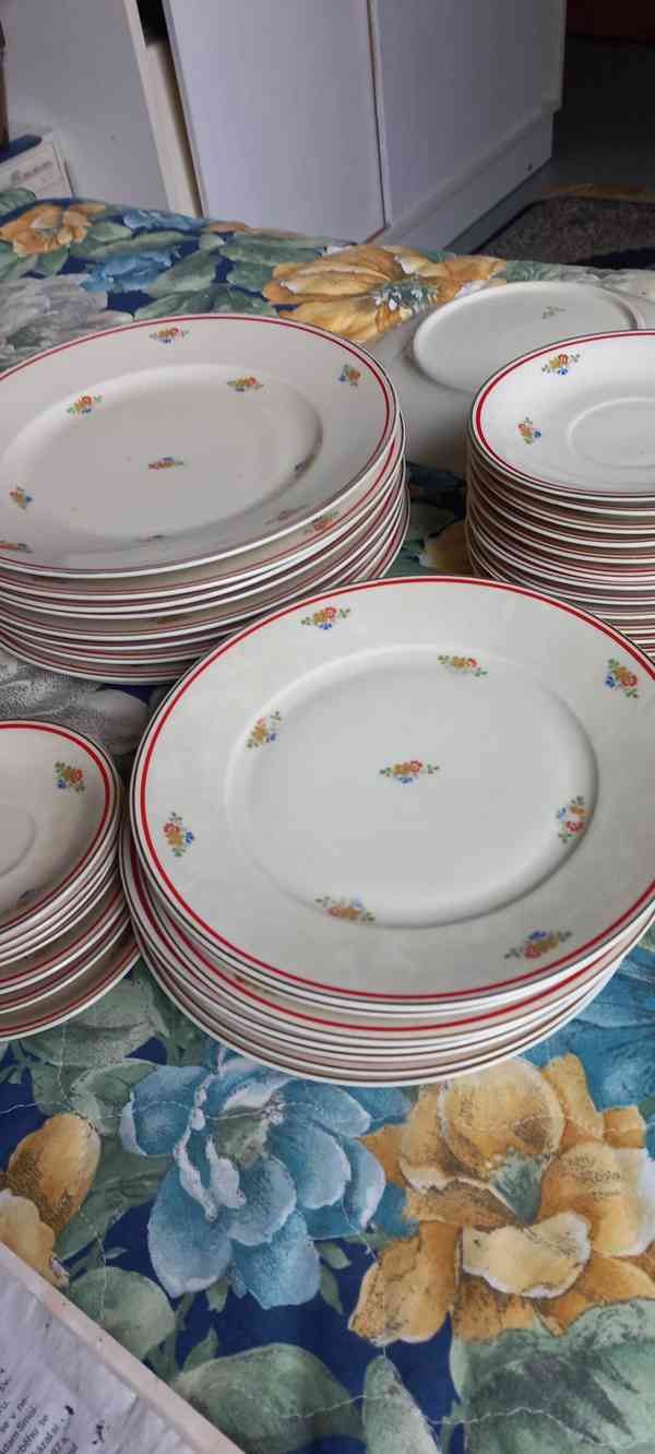 Porcelán servis Horní Slavkov - foto 6
