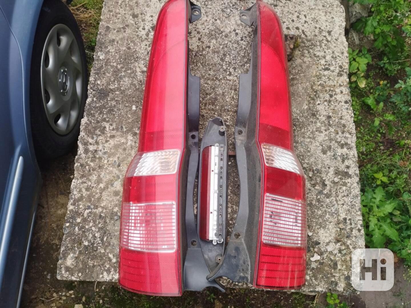 FIAT PANDA ZADNÍ SVĚTLA - foto 1
