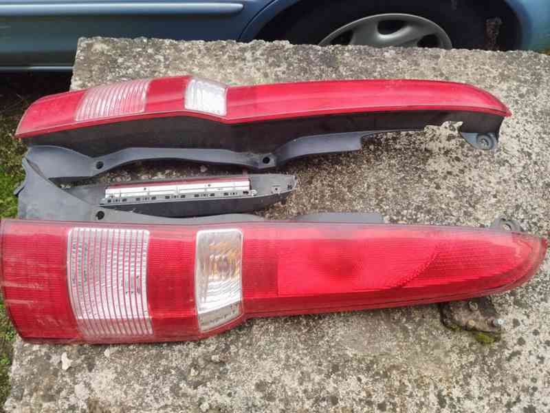 FIAT PANDA ZADNÍ SVĚTLA - foto 7