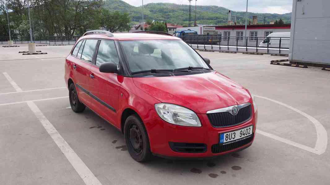 ŠKODA FABIA II 1.4 MPI - foto 2