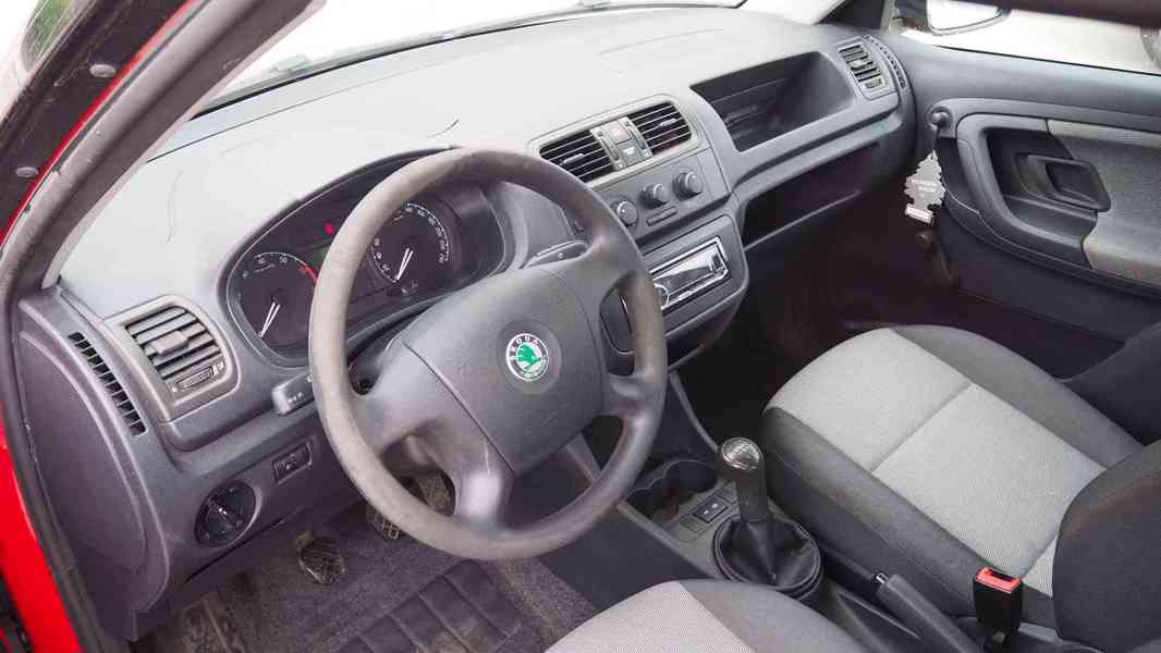 ŠKODA FABIA II 1.4 MPI - foto 7