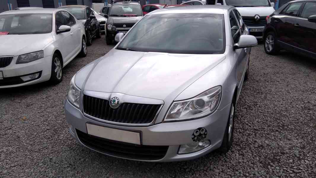 ŠKODA Octavia 1,6 Ambition  - foto 3