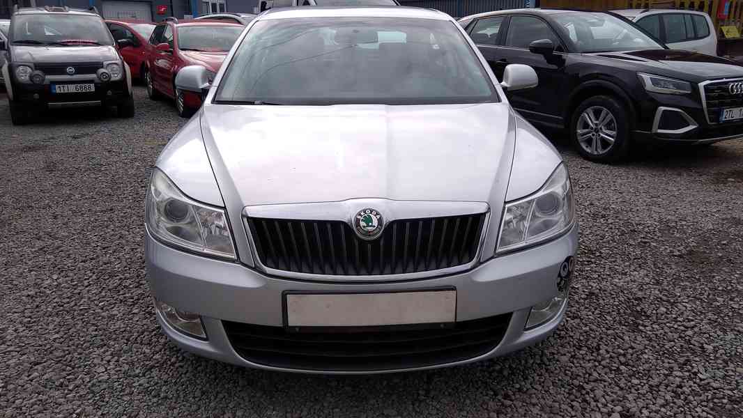 ŠKODA Octavia 1,6 Ambition  - foto 4