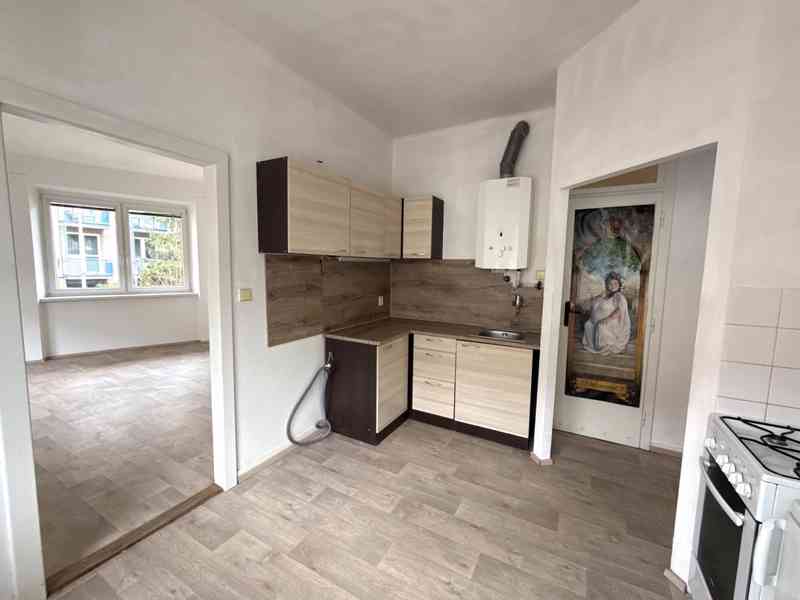 PRONÁJEM PĚKNÉHO CIHLOVÉHO BYTU 1+1,  BRNO – ČERNÁ POLE  - foto 9