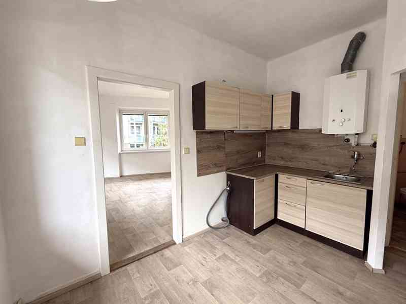 PRONÁJEM PĚKNÉHO CIHLOVÉHO BYTU 1+1,  BRNO – ČERNÁ POLE  - foto 7