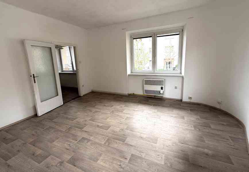 PRONÁJEM PĚKNÉHO CIHLOVÉHO BYTU 1+1,  BRNO – ČERNÁ POLE  - foto 2