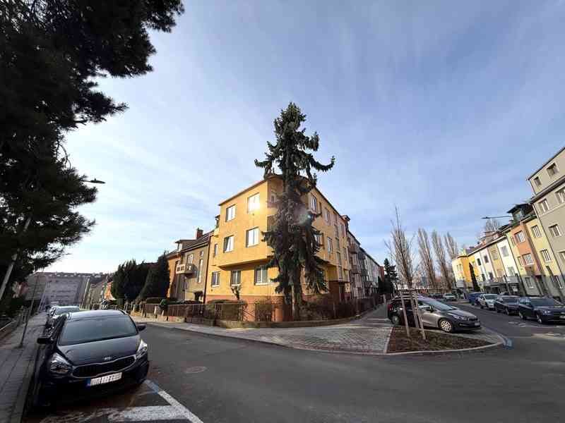 PRONÁJEM PĚKNÉHO CIHLOVÉHO BYTU 1+1,  BRNO – ČERNÁ POLE  - foto 27