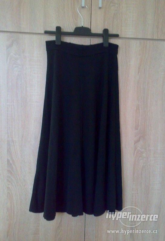 Dlouhá široká černá sukně SENSATIONS - silnější úplet - foto 1