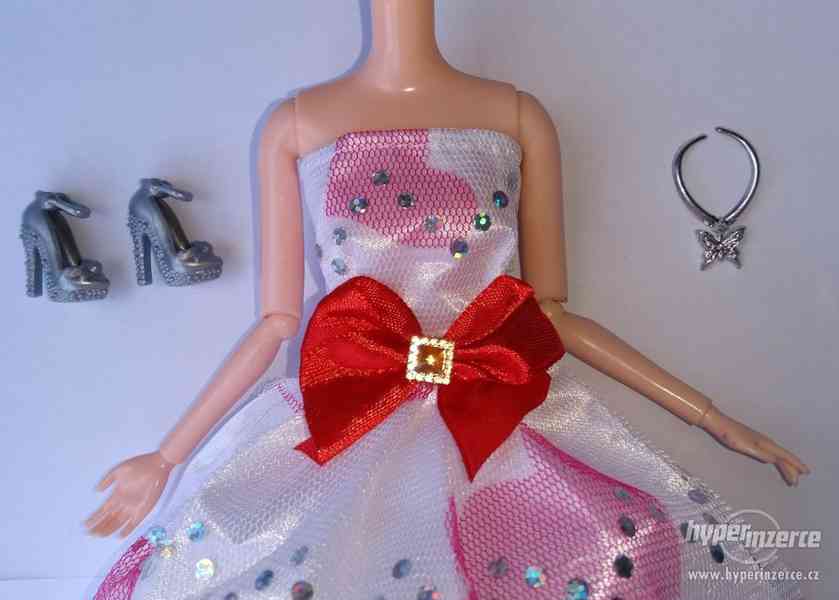 NOVÉ! Set pro panenku Barbie, šaty+boty+náhrdelník - foto 3