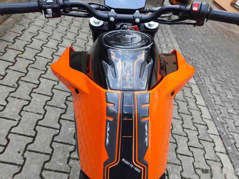 KTM 790 Duke - SUPER STAV - V TP 35 KW 159.900,- Kč - foto 18