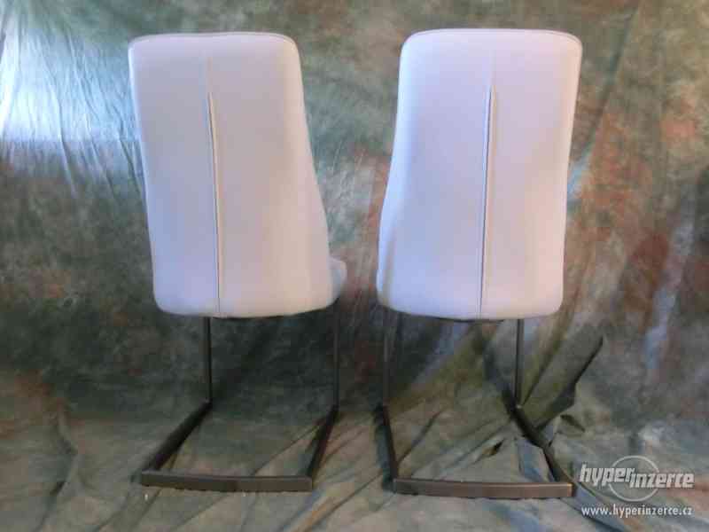 Nová jídelní židle bílá set 2ks - foto 4