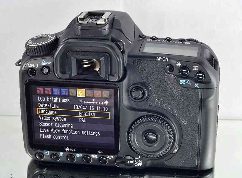 Canon EOS 40D *10,1Mpix CMOS* 10500 Exp. - foto 6