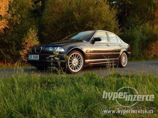 BMW e46 323i sedan - foto 1