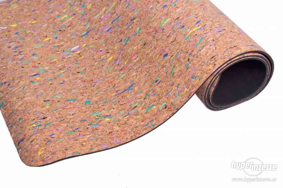 Přírodní organická korková rohož barevná - foto 1