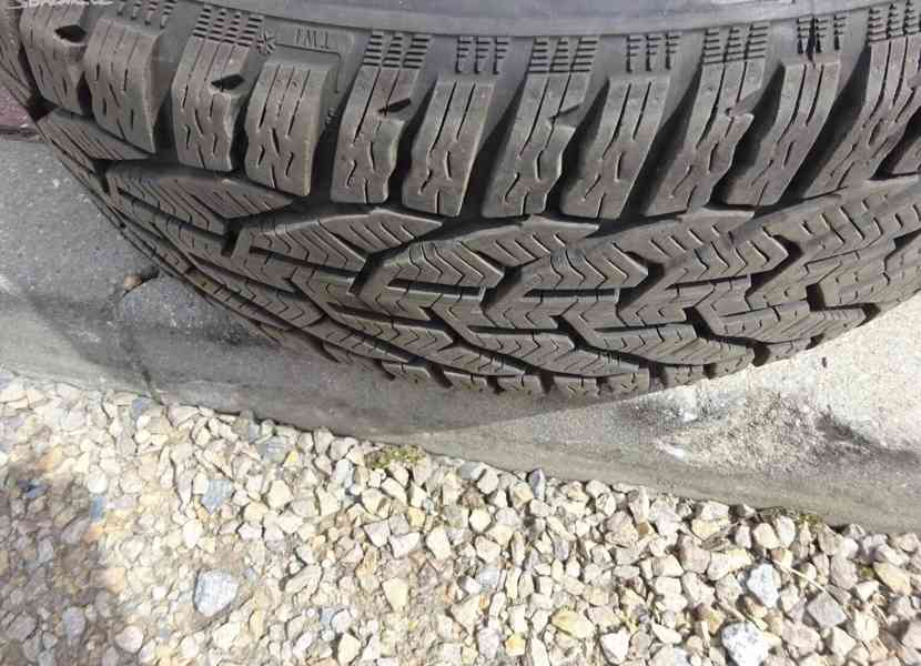 VW Passat zimní pneu + disk 205x55x16 - foto 7