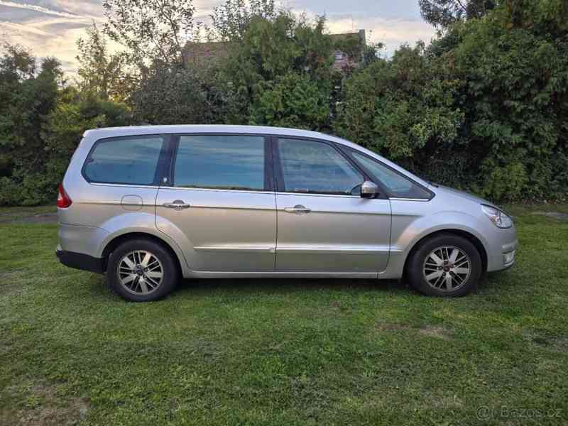 Ford Galaxy 2,0   TDCi MANUÁL 7M SENZORY VÝHŘEV - foto 2
