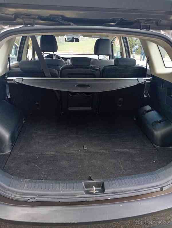 Kia Carens 1,6   GDI - foto 6