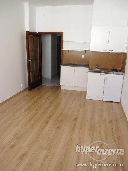 Krásný byt 1+kk, 24 m2, Praha 2 - Vinohrady - foto 1