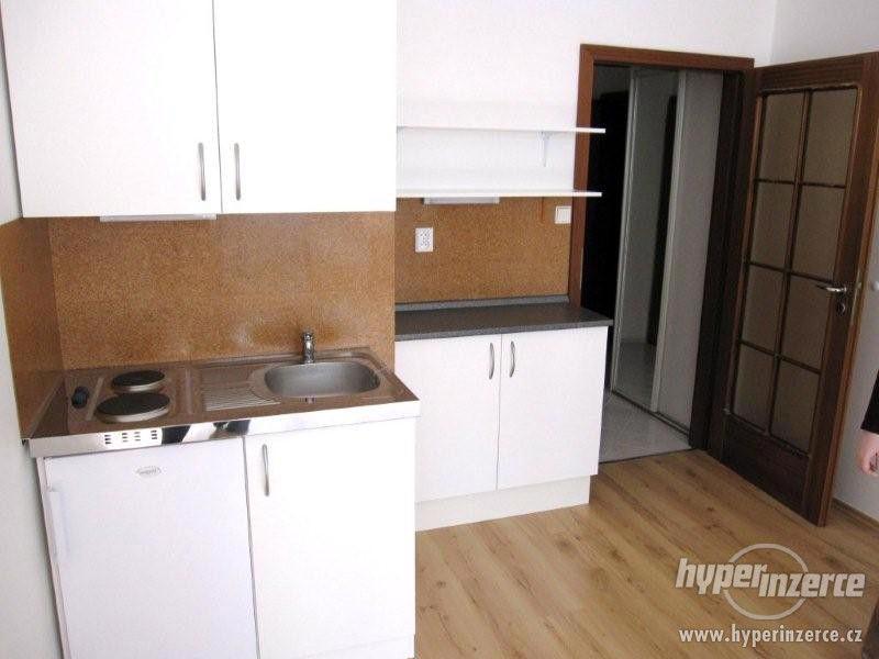Krásný byt 1+kk, 24 m2, Praha 2 - Vinohrady - foto 3