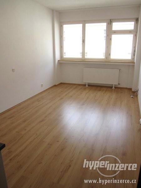 Krásný byt 1+kk, 24 m2, Praha 2 - Vinohrady - foto 4
