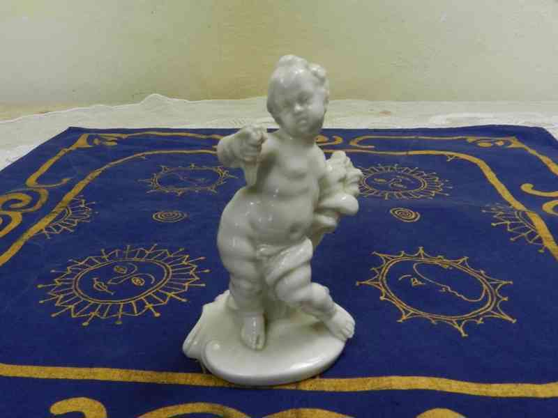 Andělíček Putti Nymphenburg Německo - foto 2