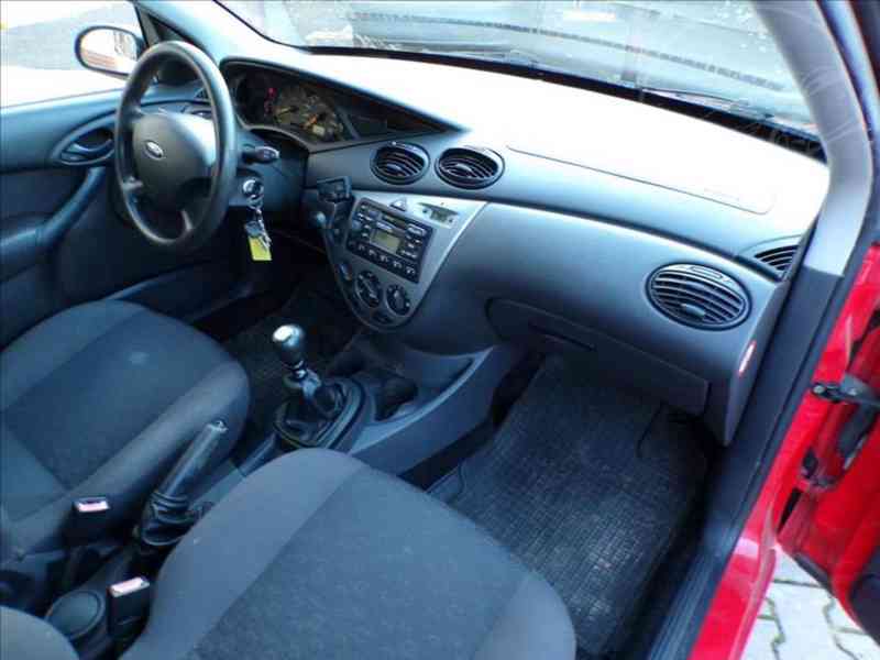 Ford Focus 1,8 D TAŽNÉ ZAŘÍZENÍ - foto 14
