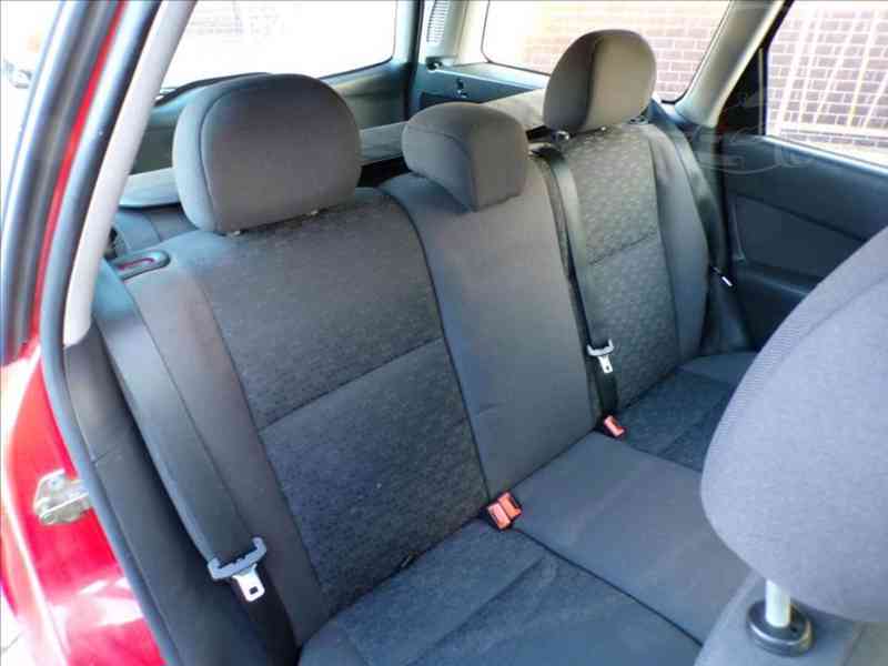 Ford Focus 1,8 D TAŽNÉ ZAŘÍZENÍ - foto 13