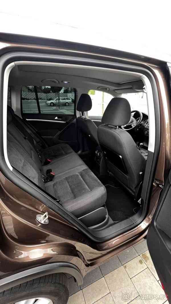 Volkswagen Tiguan 2,0 103kW DSG, 4x4, Webasto, panor - foto 13