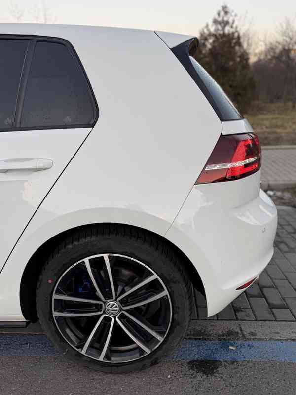 VW Golf GTE – plug-in hybrid - foto 4