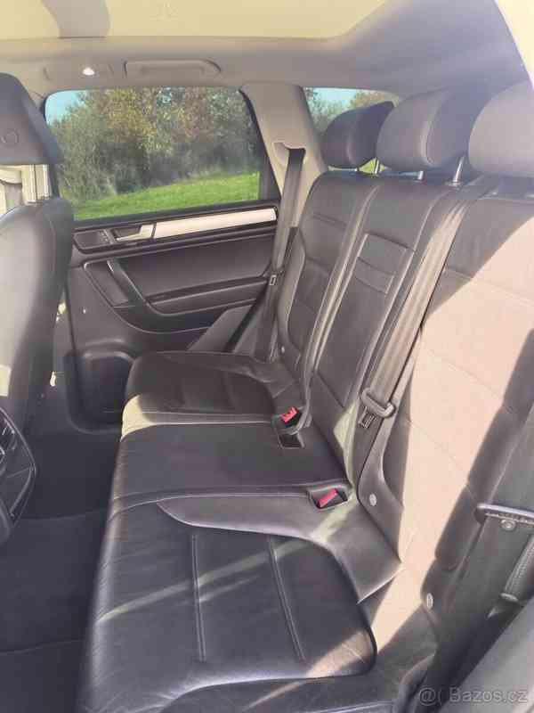 Volkswagen Touareg 3,0 TDI - foto 27
