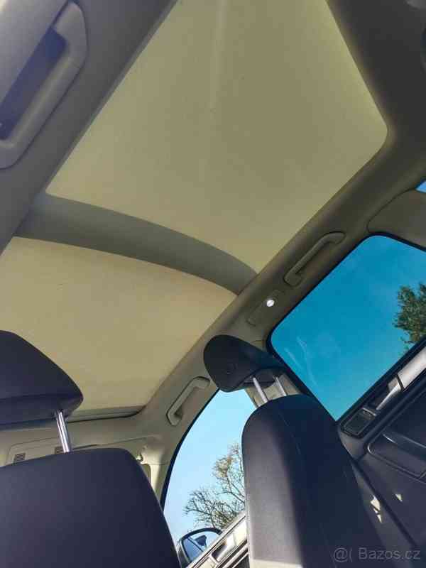 Volkswagen Touareg 3,0 TDI - foto 36