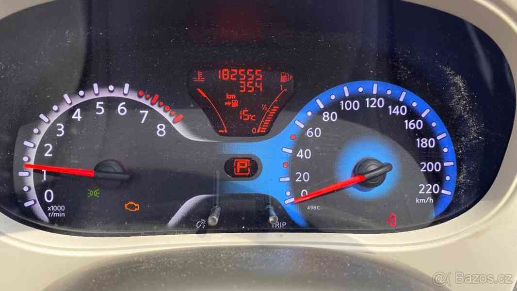 Nissan Cube 1.6 81kW CVT	 - foto 9