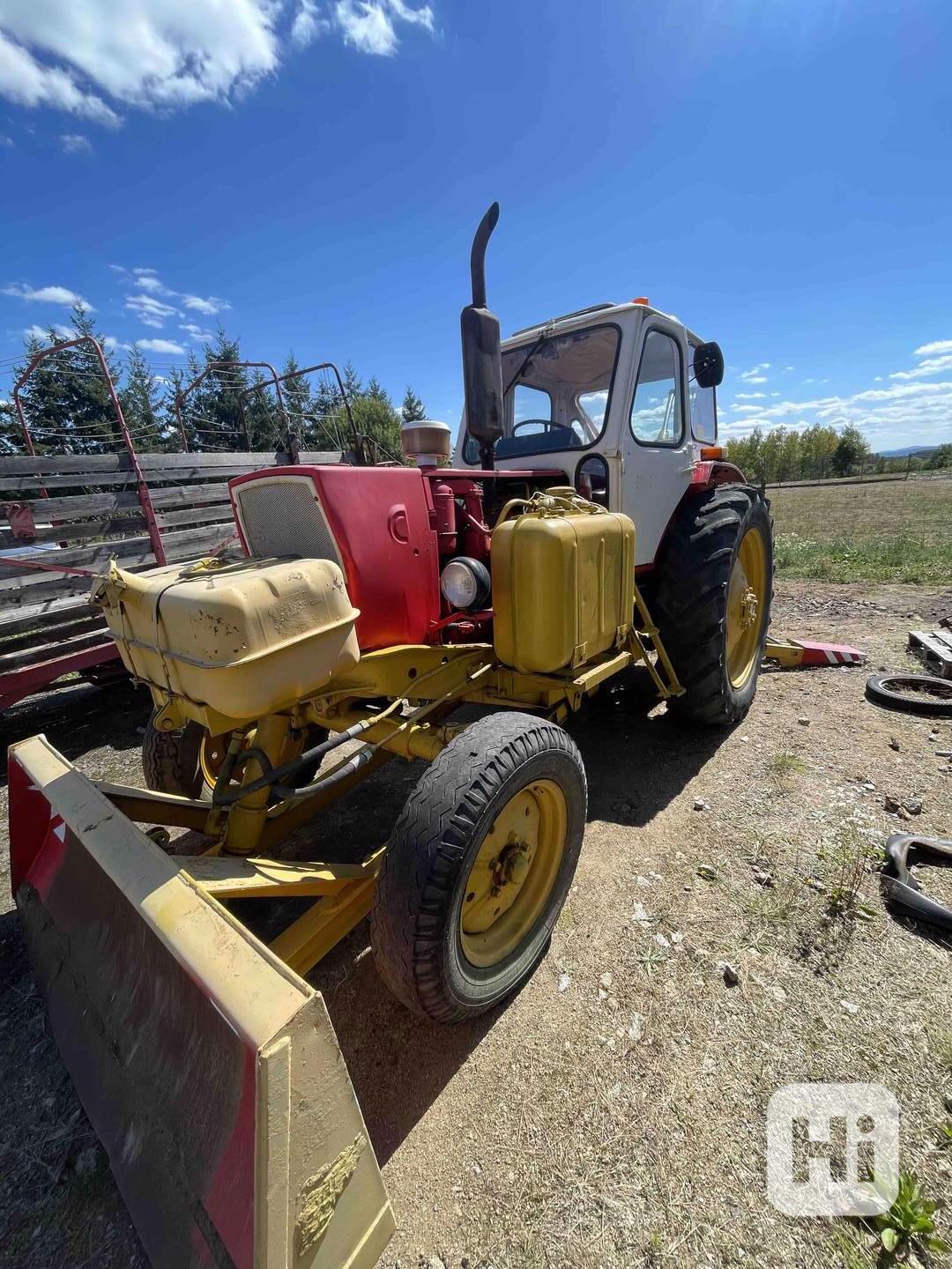 Traktorbagr Bělarus EO 2621 motor D65M - foto 1