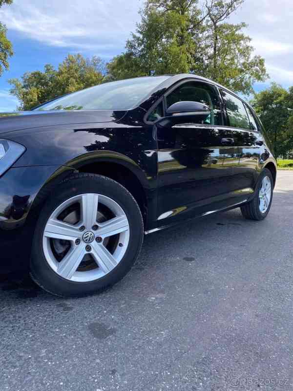 Volkswagen Golf 1,2   7 - foto 5