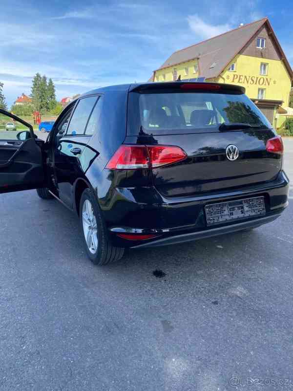 Volkswagen Golf 1,2   7 - foto 15