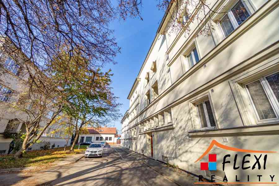Prodej výjimečného bytu 2+1 s lodžií, 60m2, Ostrava-Hrabůvka, ul. Velflíkova - foto 1