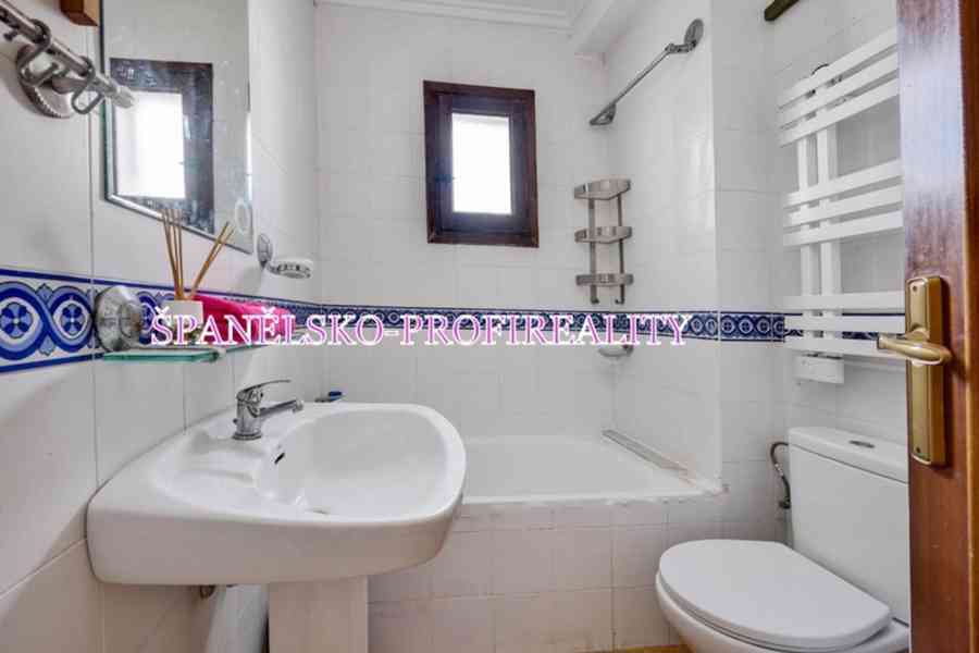 Španělsko-Torrevieja, 4kk  - foto 28