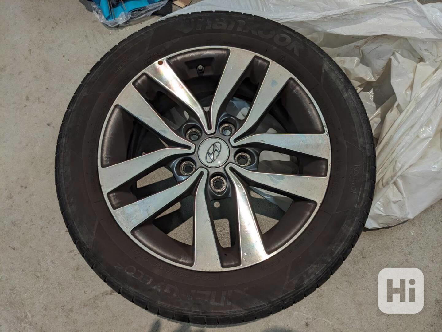 kola Hyundai,  lité disky, pneumatiky Hankook - foto 1
