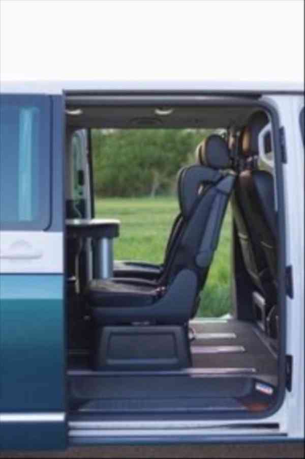 Volkswagen Multivan 2,0   Volgswagen Multivan T6 - foto 20